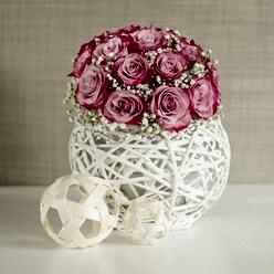 PURPLE ROSES WEDDING ARRANGEMENT